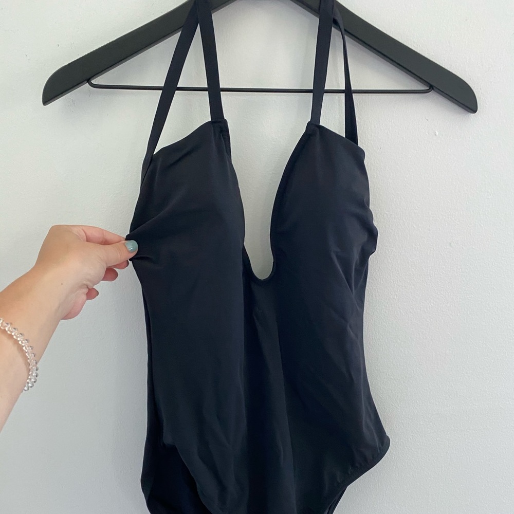 Figleaves swim